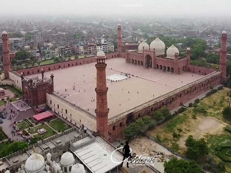 Badshahi-Mosque