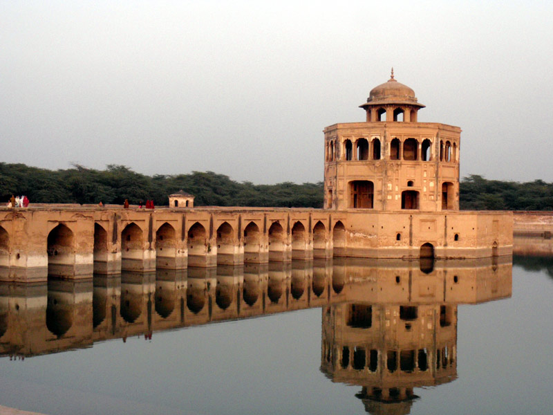 Sheikhupura-Hiran-Minar